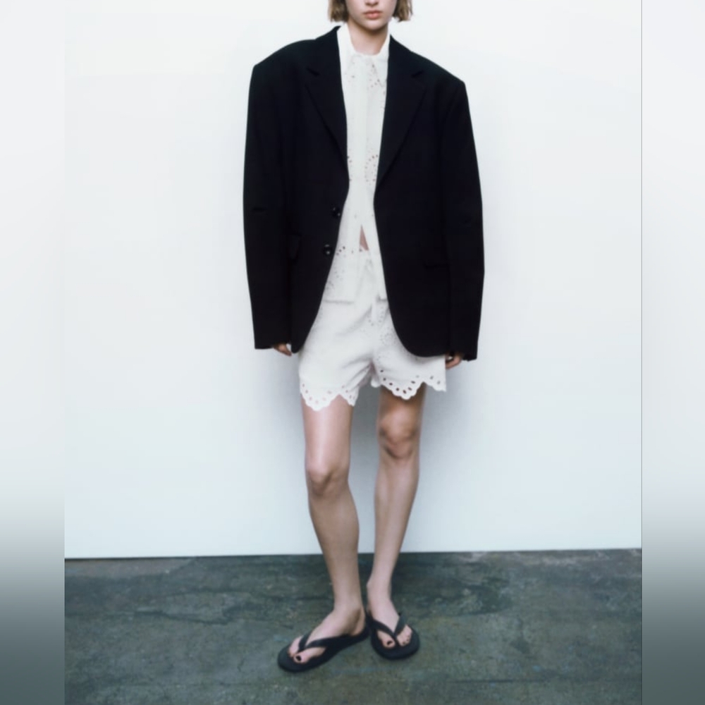 ZARA EMBROIDERED EYLET SHORTS - Picture 3 of 7